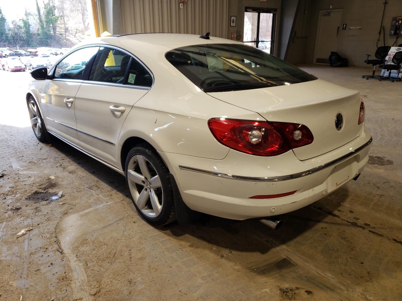 Photo 3 from auction – 2009 VOLKSWAGEN CC VR6 4MO with VIN WVWGU73C69E532032