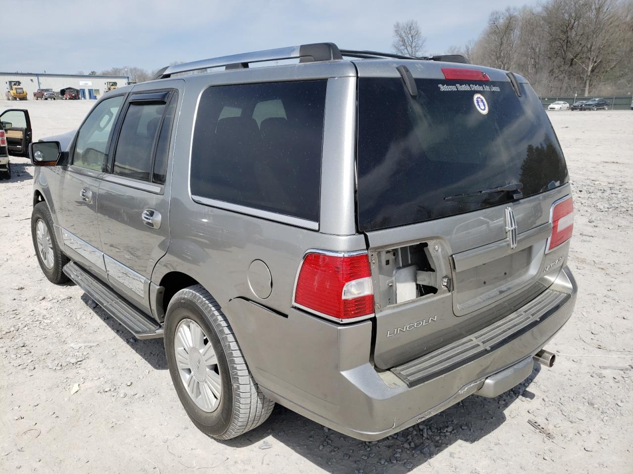 Photo 3 from auction – 2008 LINCOLN NAVIGATOR with VIN 5LMFU28568LJ14419
