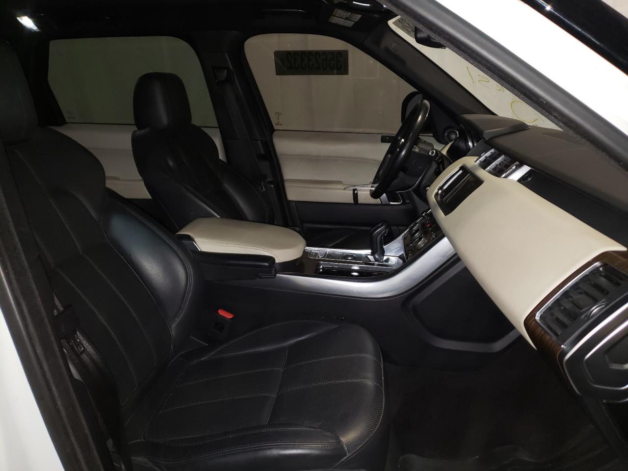 Photo 5 from auction – 2016 LAND ROVER RANGE ROVE with VIN SALWR2KFXGA639626