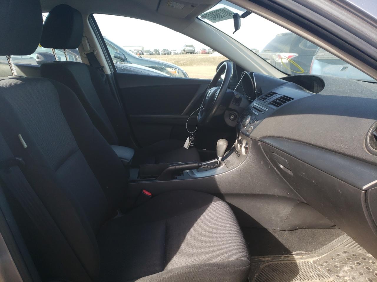 Photo 5 from auction – 2010 MAZDA 3 I with VIN JM1BL1SF1A1117055