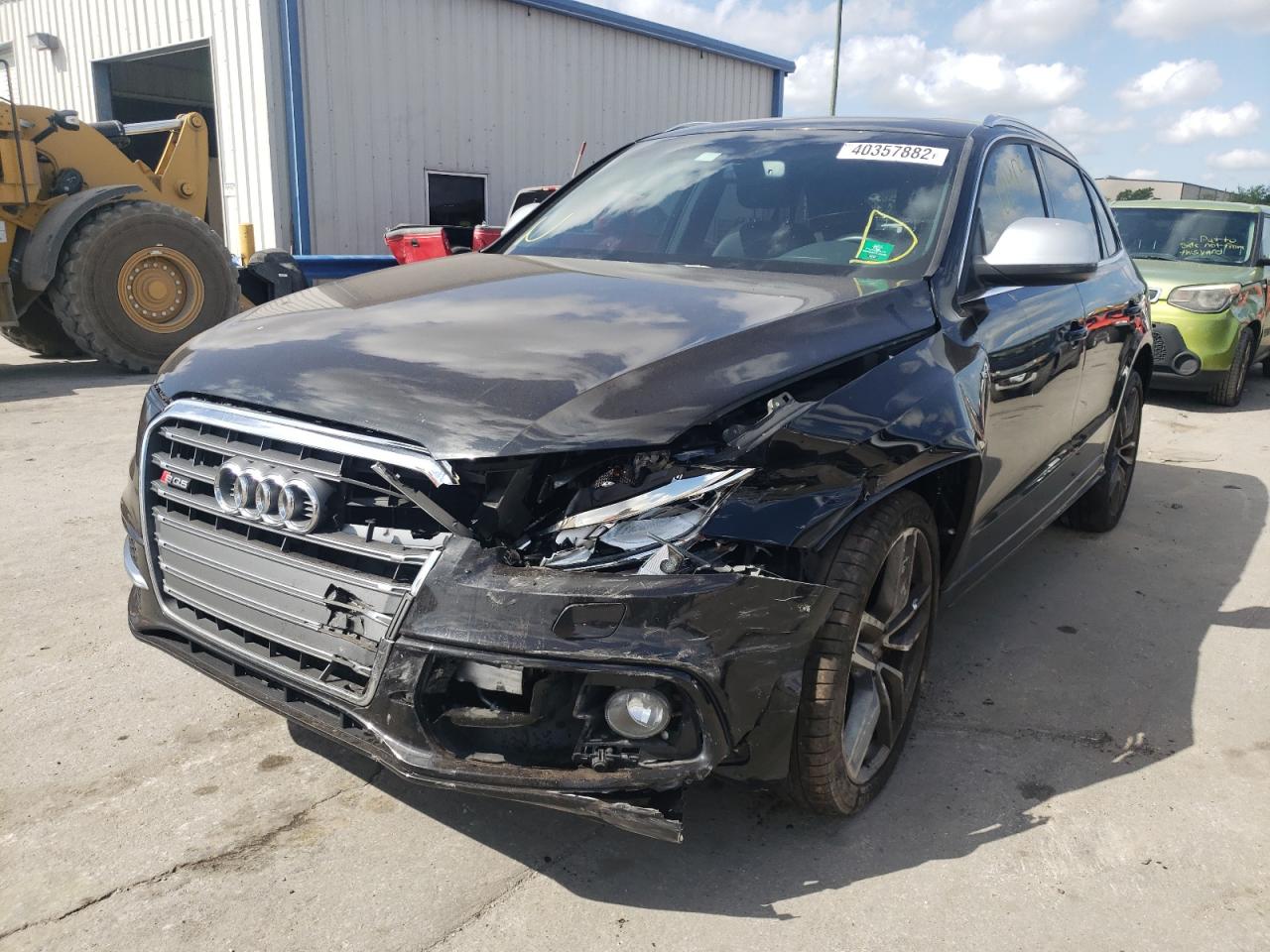 Photo 2 from auction – 2014 AUDI SQ5 PRESTI with VIN WA1VGAFP3EA028155