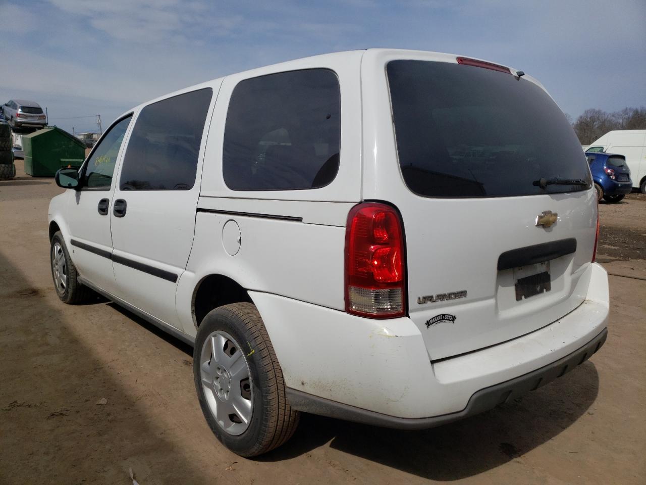 Photo 3 from auction – 2007 CHEVROLET UPLANDER I with VIN 1GBDV131X7D137998