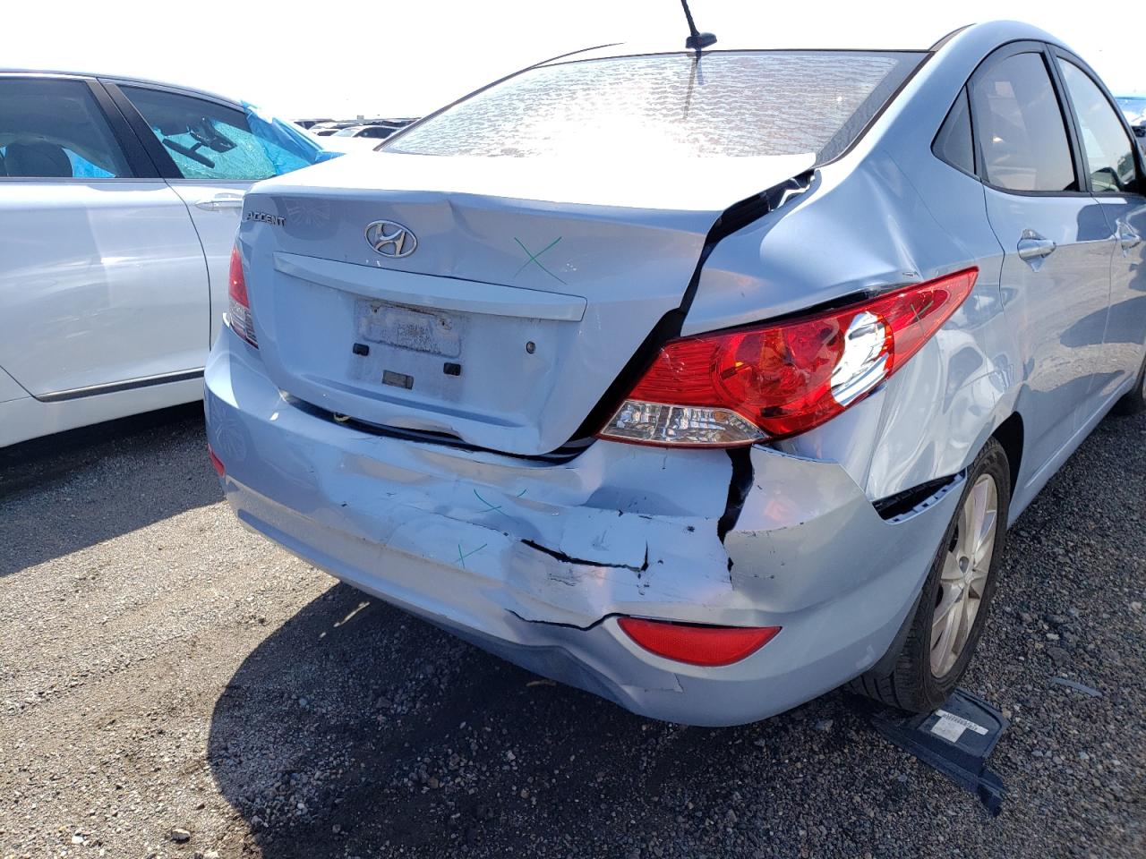 Photo 9 from auction – 2012 HYUNDAI ACCENT GLS with VIN KMHCU4AE8CU136209