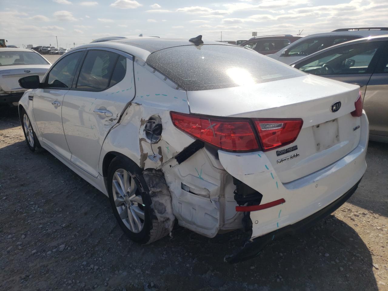 Photo 3 from auction – 2015 KIA OPTIMA EX with VIN 5XXGN4A7XFG463788