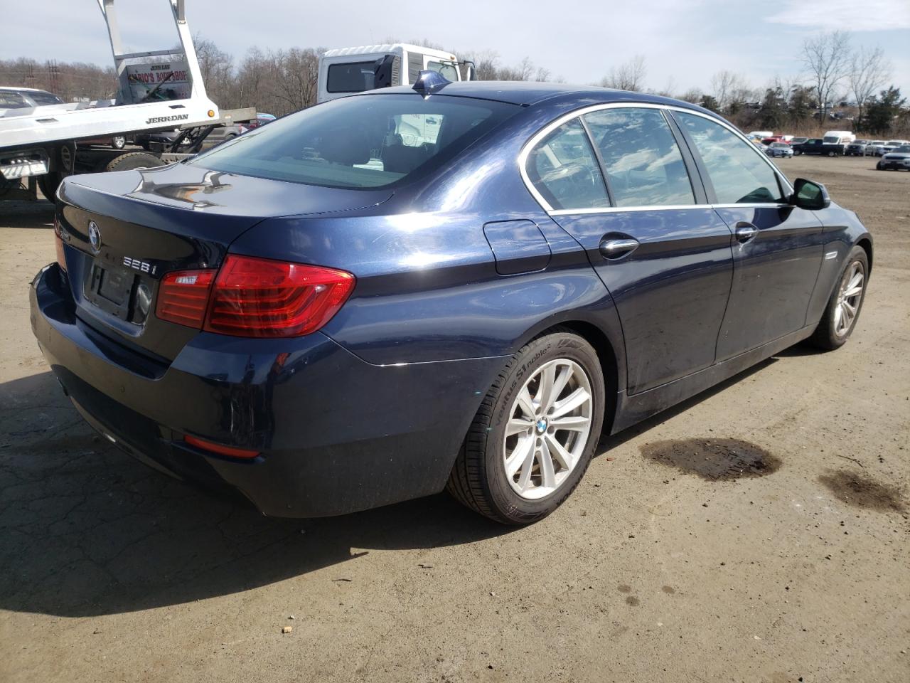 Photo 4 from auction – 2015 BMW 528 XI with VIN WBA5A7C55FD628038