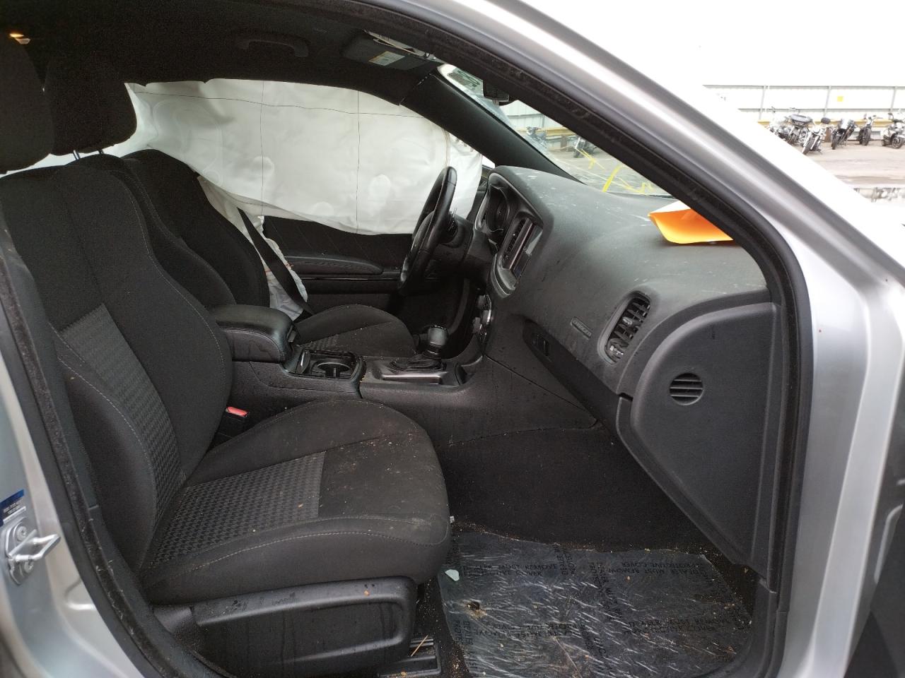 Photo 5 from auction – 2019 DODGE CHARGER GT with VIN 2C3CDXHG9KH673593