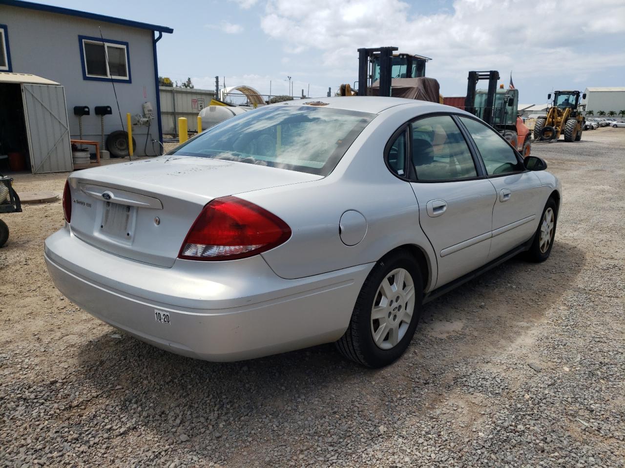 Photo 4 from auction – 2007 FORD TAURUS SE with VIN 1FAFP53U17A141249