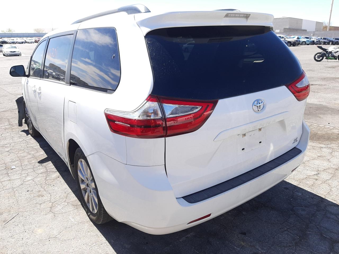 Photo 3 from auction – 2015 TOYOTA SIENNA LE with VIN 5TDJK3DC9FS108952