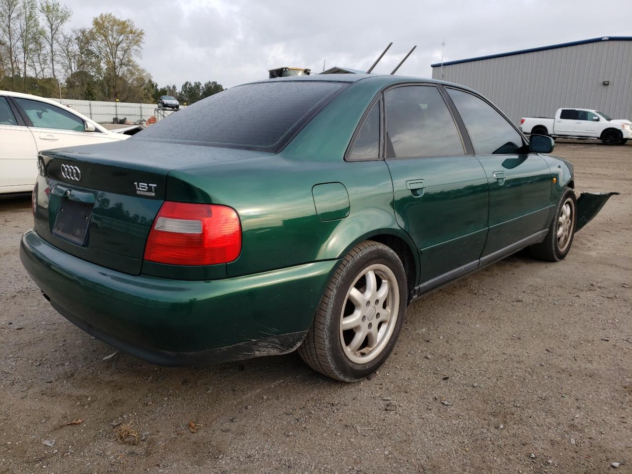 Photo 4 from auction – 1999 AUDI A4 1.8T QU with VIN WAUCB28D7XA073281