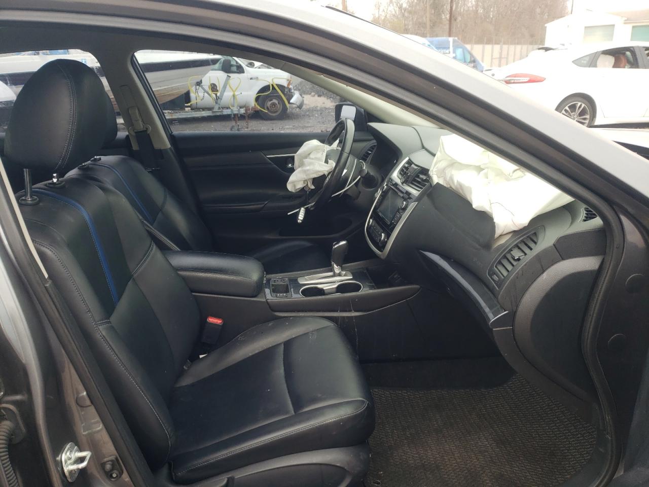 Photo 5 from auction – 2018 NISSAN ALTIMA 2.5 with VIN 1N4AL3AP2JC256249