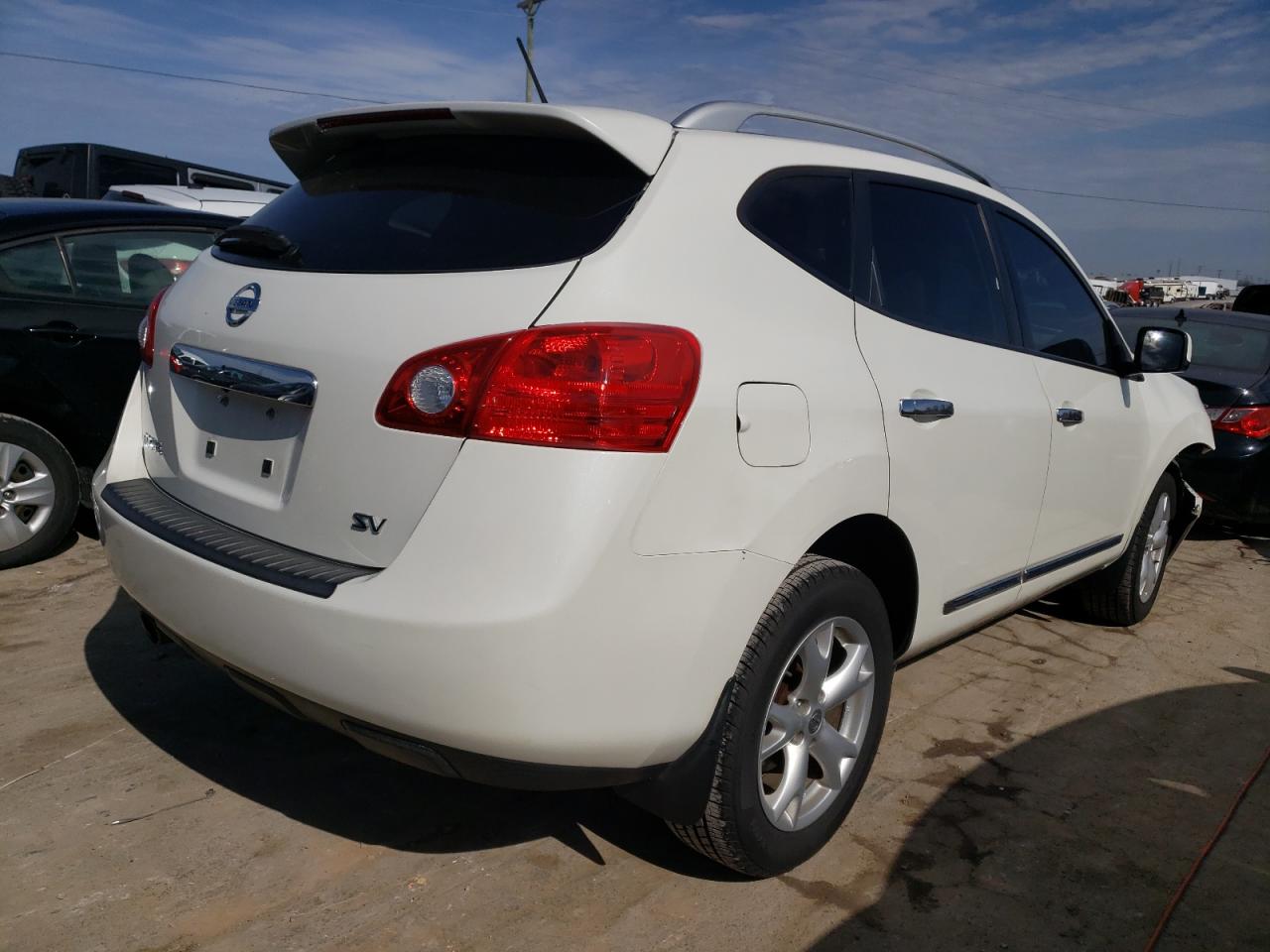 Photo 4 from auction – 2011 NISSAN ROGUE S with VIN JN8AS5MT9BW168630