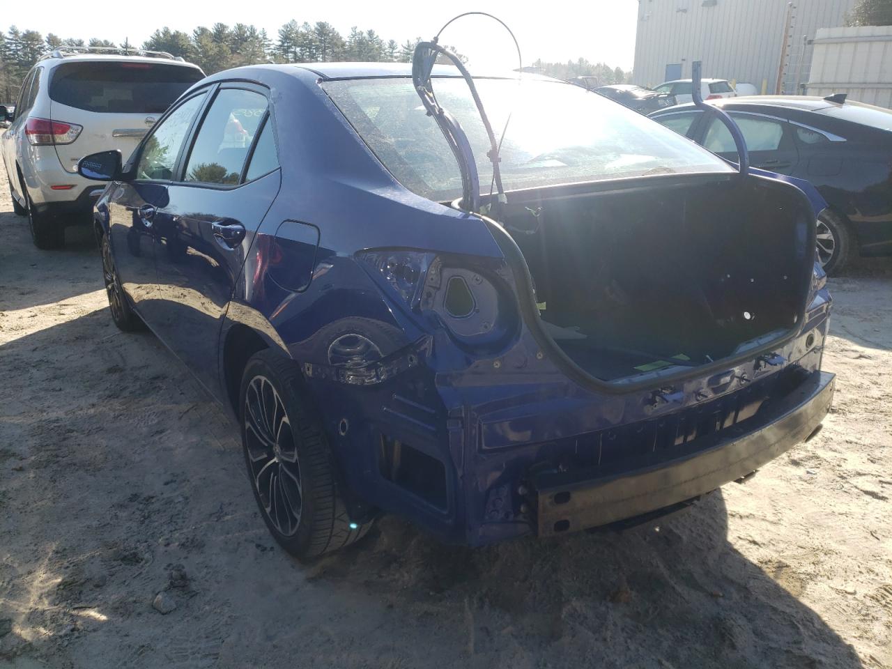 Photo 3 from auction – 2015 TOYOTA COROLLA L with VIN 2T1BURHE6FC371437