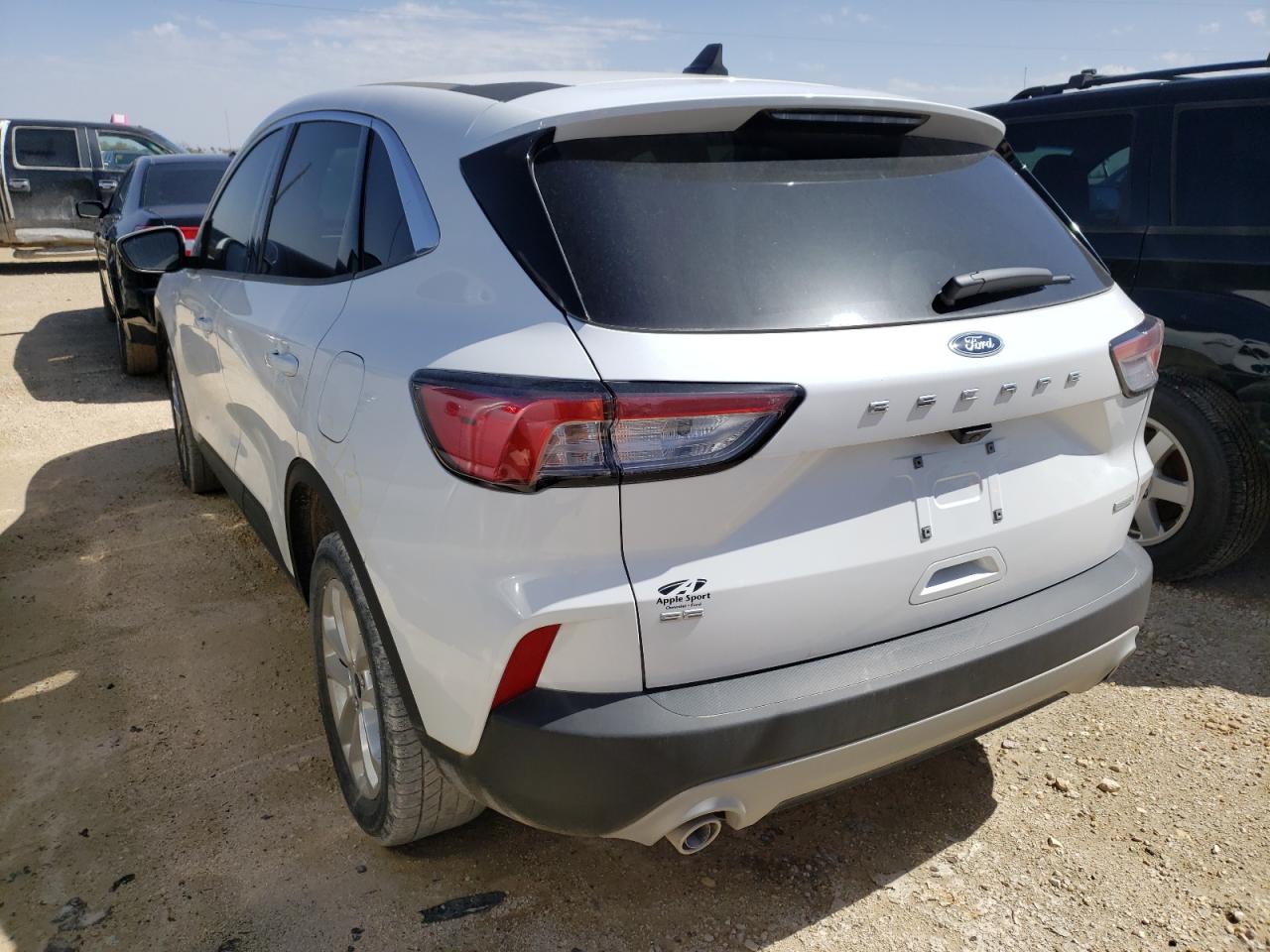 Photo 3 from auction – 2020 FORD ESCAPE SE with VIN 1FMCU0G67LUC20904