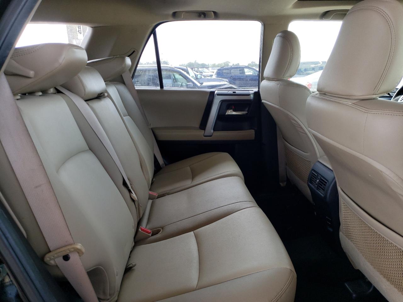 Photo 6 from auction – 2016 TOYOTA 4RUNNER SR with VIN JTEBU5JR9G5348668