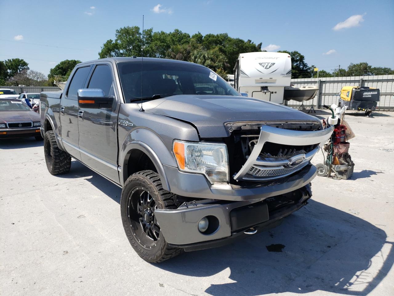 FORD F150 SUPER 2011 with VIN 1FTFW1EF4BFA17797 - Photo from auction