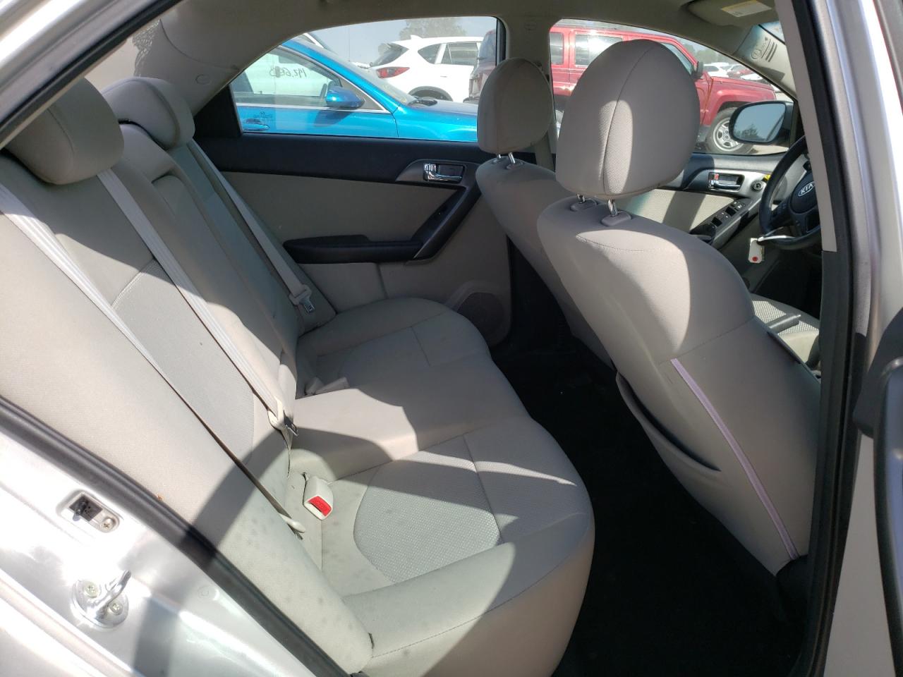 Photo 6 from auction – 2013 KIA FORTE EX with VIN KNAFU4A22D5718404