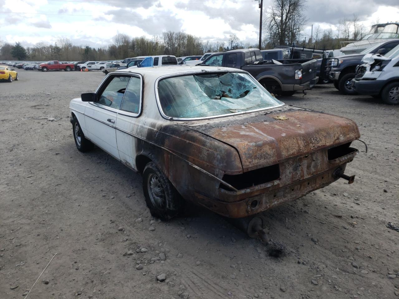 Photo 3 from auction – 1985 MERCEDES-BENZ 300 CDT with VIN WDBAB53A5FA272187