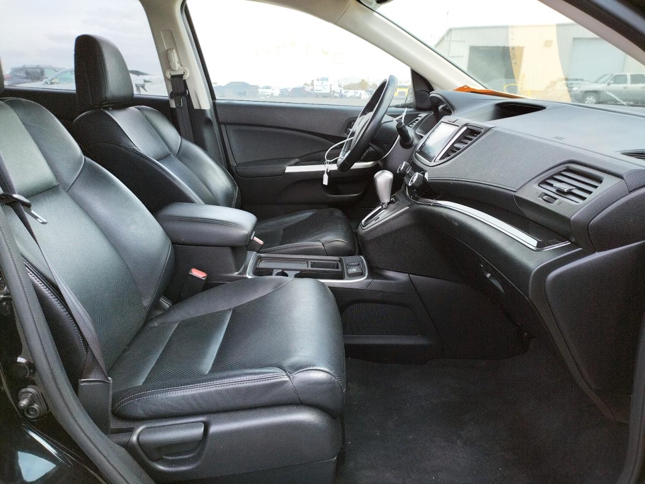 Photo 5 from auction – 2015 HONDA CR-V TOURI with VIN 5J6RM4H92FL093322