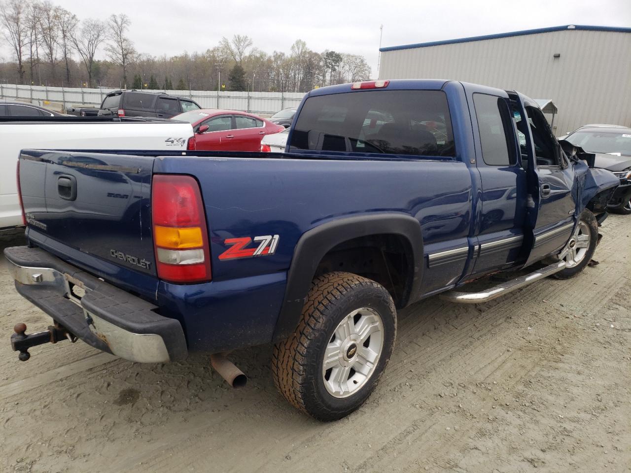 Photo 4 from auction – 2000 CHEVROLET SILVERADO with VIN 2GCEK19T9Y1240554