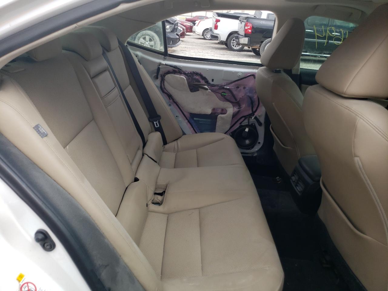 Photo 6 from auction – 2017 LEXUS IS 200T with VIN JTHBA1D24H5049979