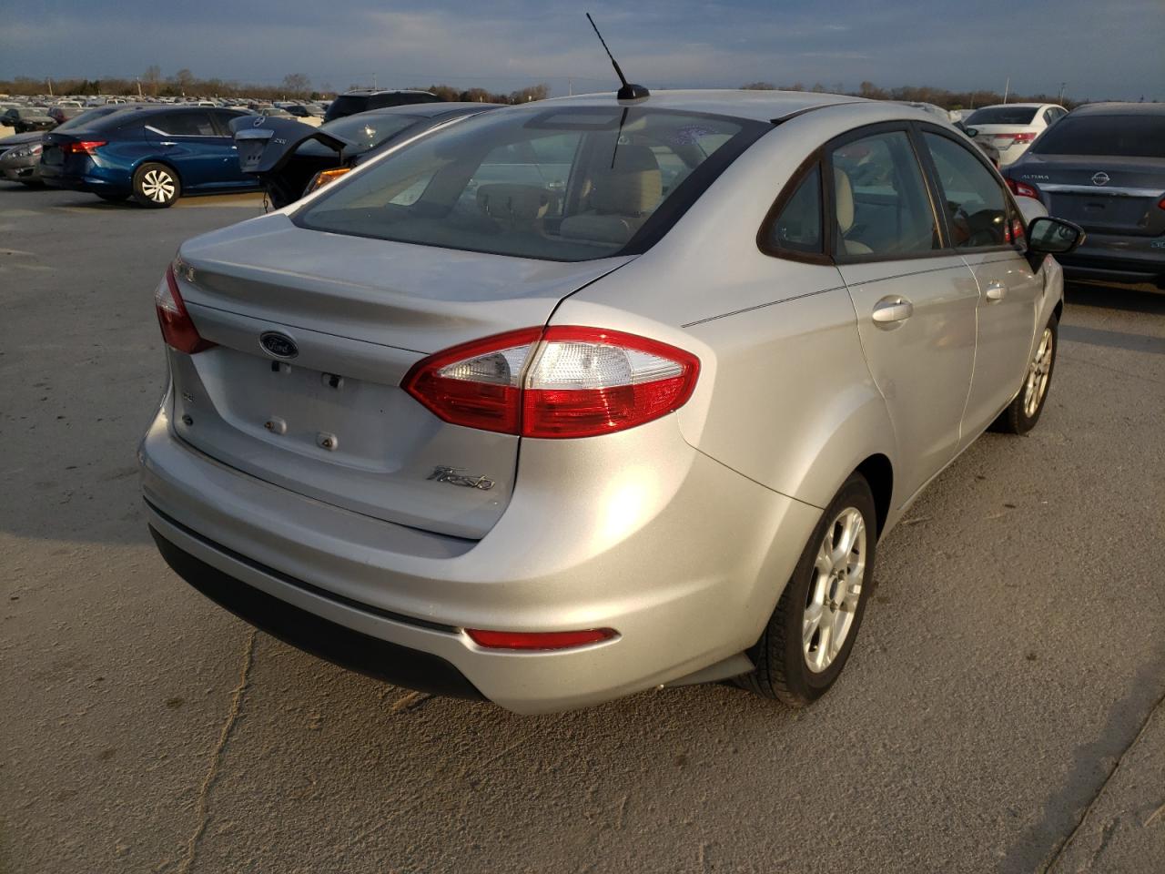 Photo 4 from auction – 2014 FORD FIESTA SE with VIN 3FADP4BJ4EM150634