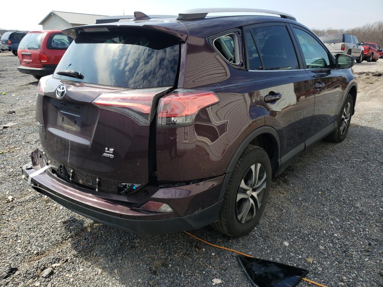 Photo 4 from auction – 2016 TOYOTA RAV4 LE with VIN 2T3BFREV0GW430519