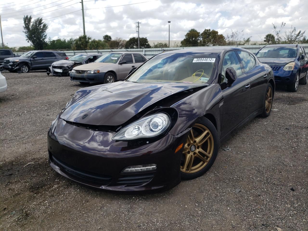 Photo 2 from auction – 2012 PORSCHE PANAMERA with VIN WP0AA2A7XCL013995