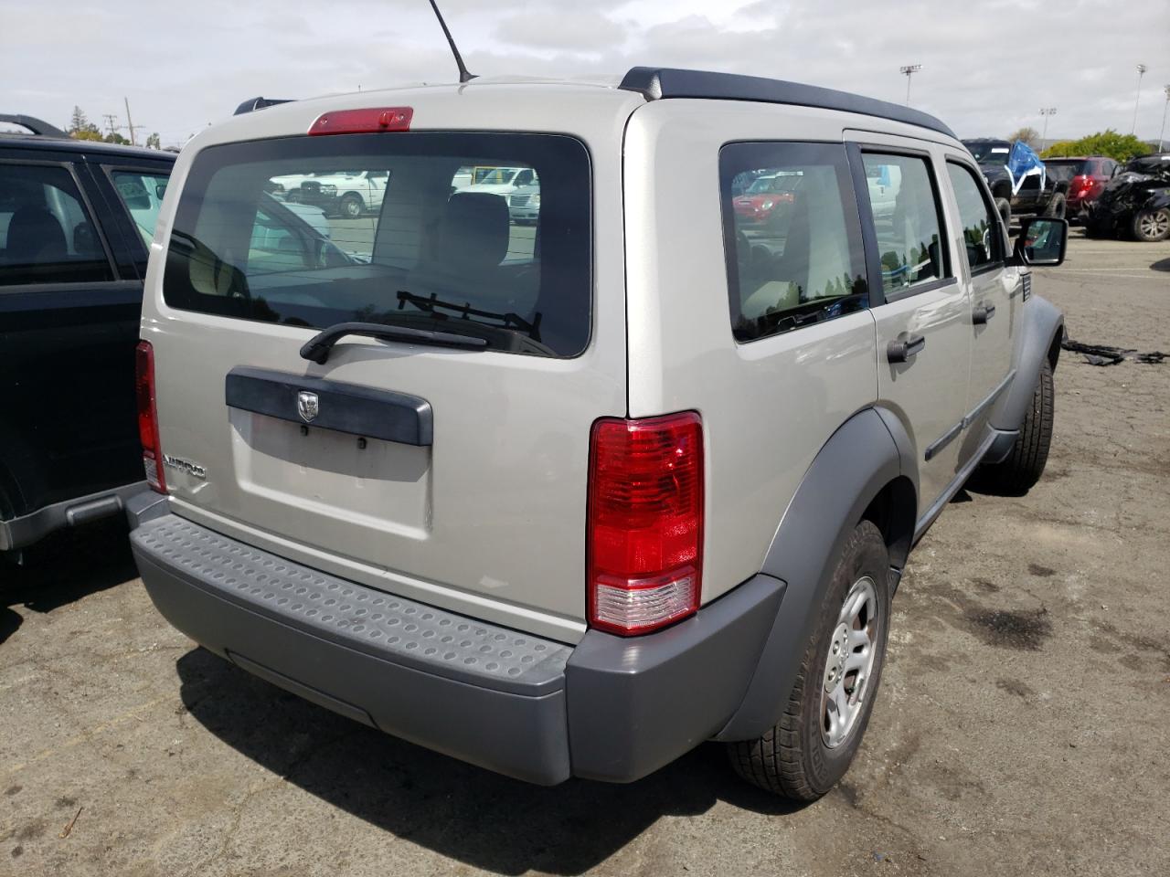 Photo 4 from auction – 2008 DODGE NITRO SXT with VIN 1D8GT28K18W175343