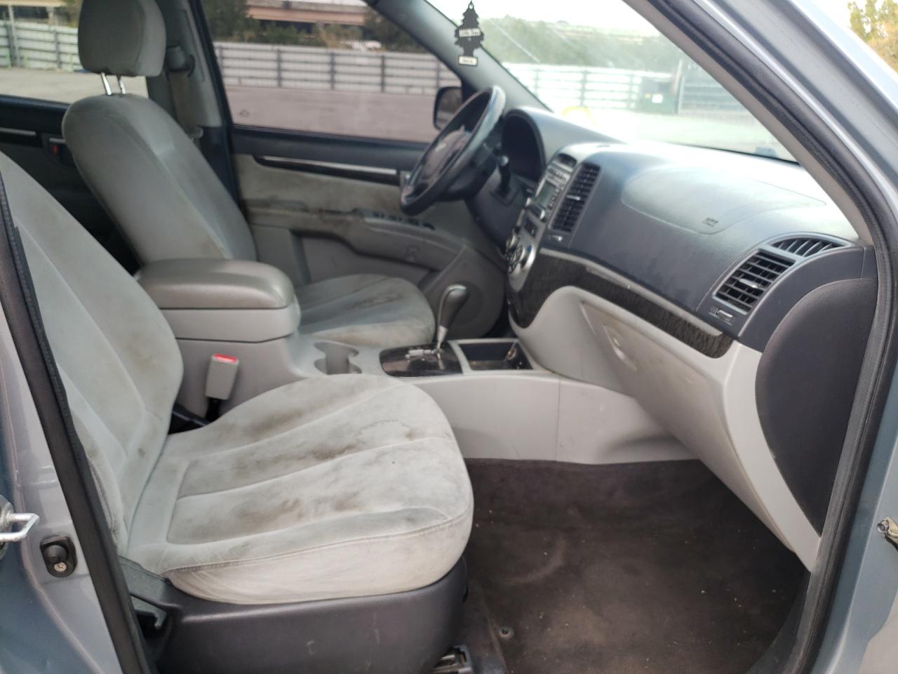 Photo 5 from auction – 2009 HYUNDAI SANTA FE G with VIN 5NMSG73D19H233720