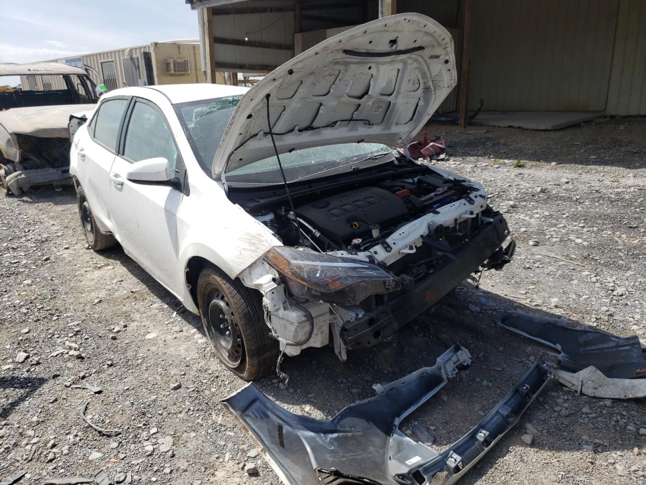TOYOTA COROLLA L 2019 with VIN 5YFBURHE3KP948418 - Photo from auction