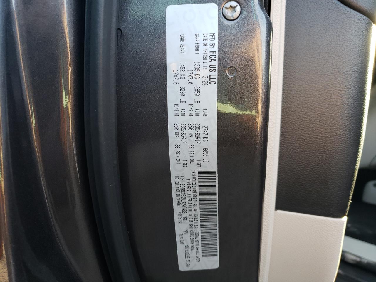 Photo 10 from auction – 2020 CHRYSLER PACIFICA T with VIN 2C4RC1BG9LR209469
