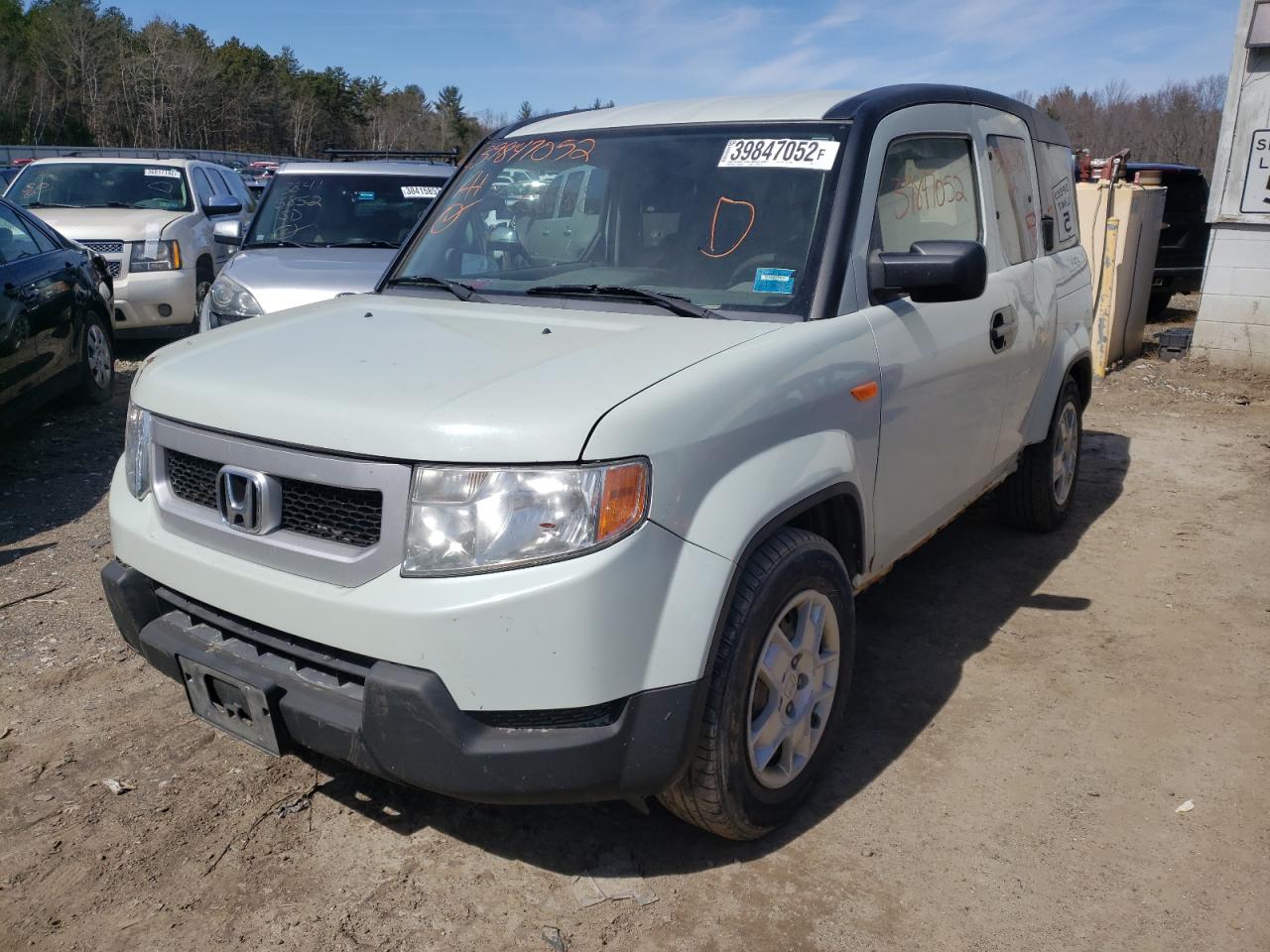Photo 2 from auction – 2010 HONDA ELEMENT with VIN 5J6YH2H38AL004491