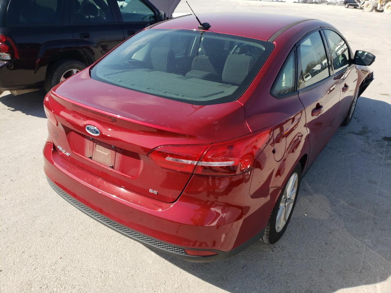 Photo 4 from auction – 2017 FORD FOCUS SE with VIN 1FADP3F23HL322476