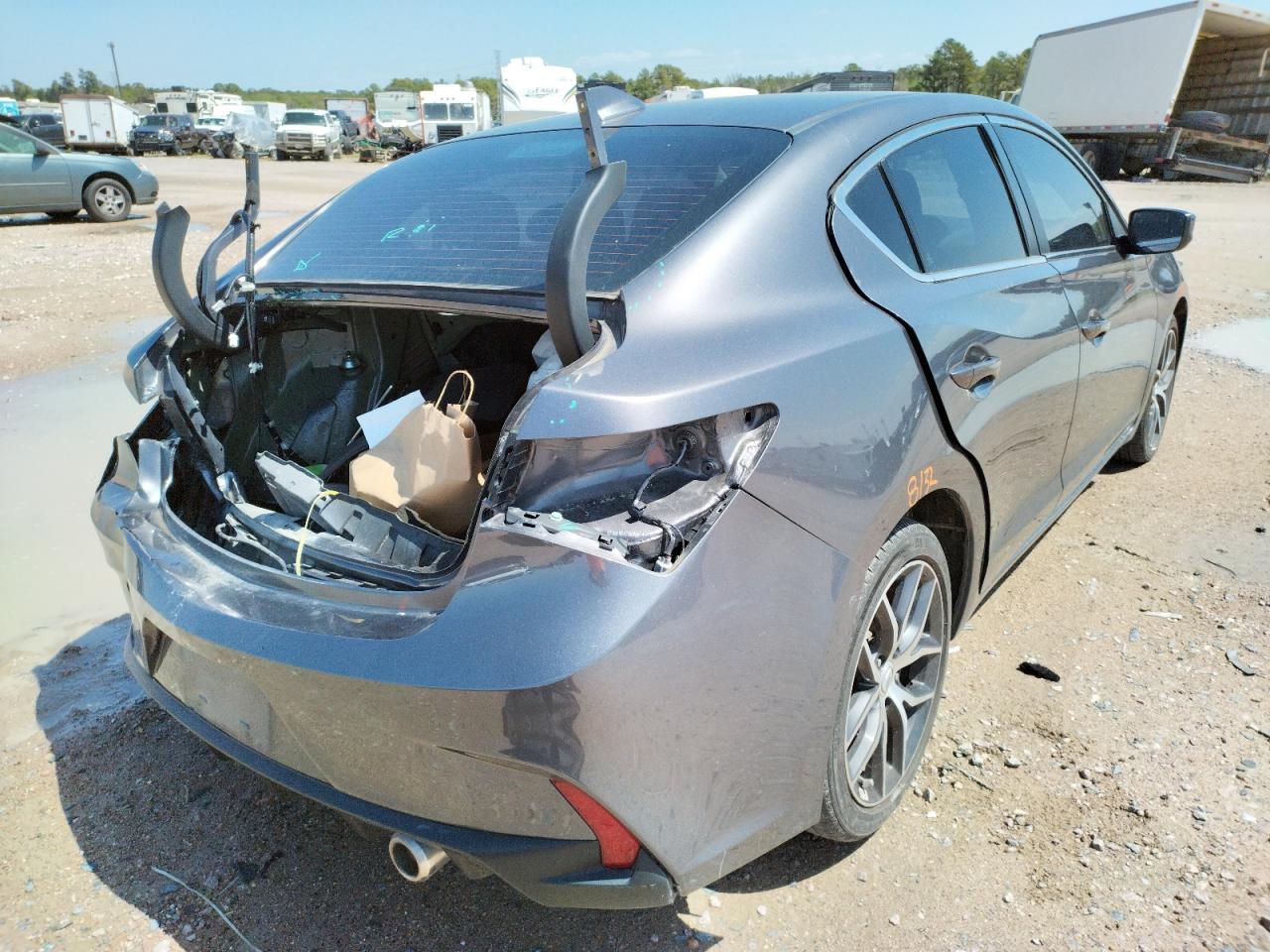 Photo 4 from auction – 2020 ACURA ILX PREMIU with VIN 19UDE2F72LA002416