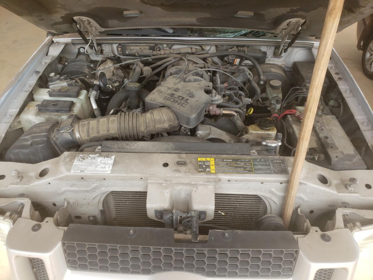 Photo 7 from auction – 2005 FORD EXPLORER S with VIN 1FMZU67K45UB28226
