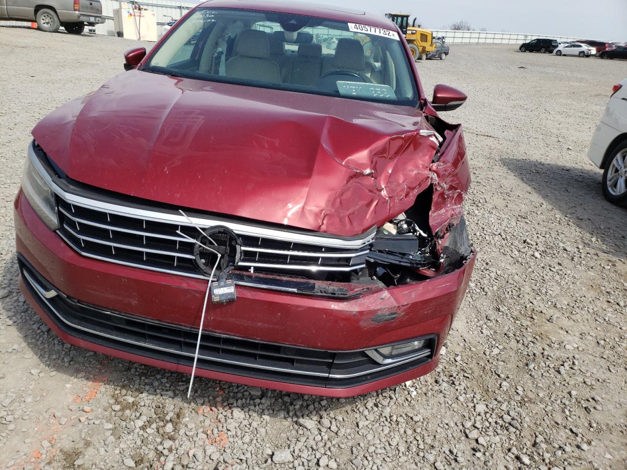 Photo 9 from auction – 2016 VOLKSWAGEN PASSAT with VIN 1VWCM7A35GC017837