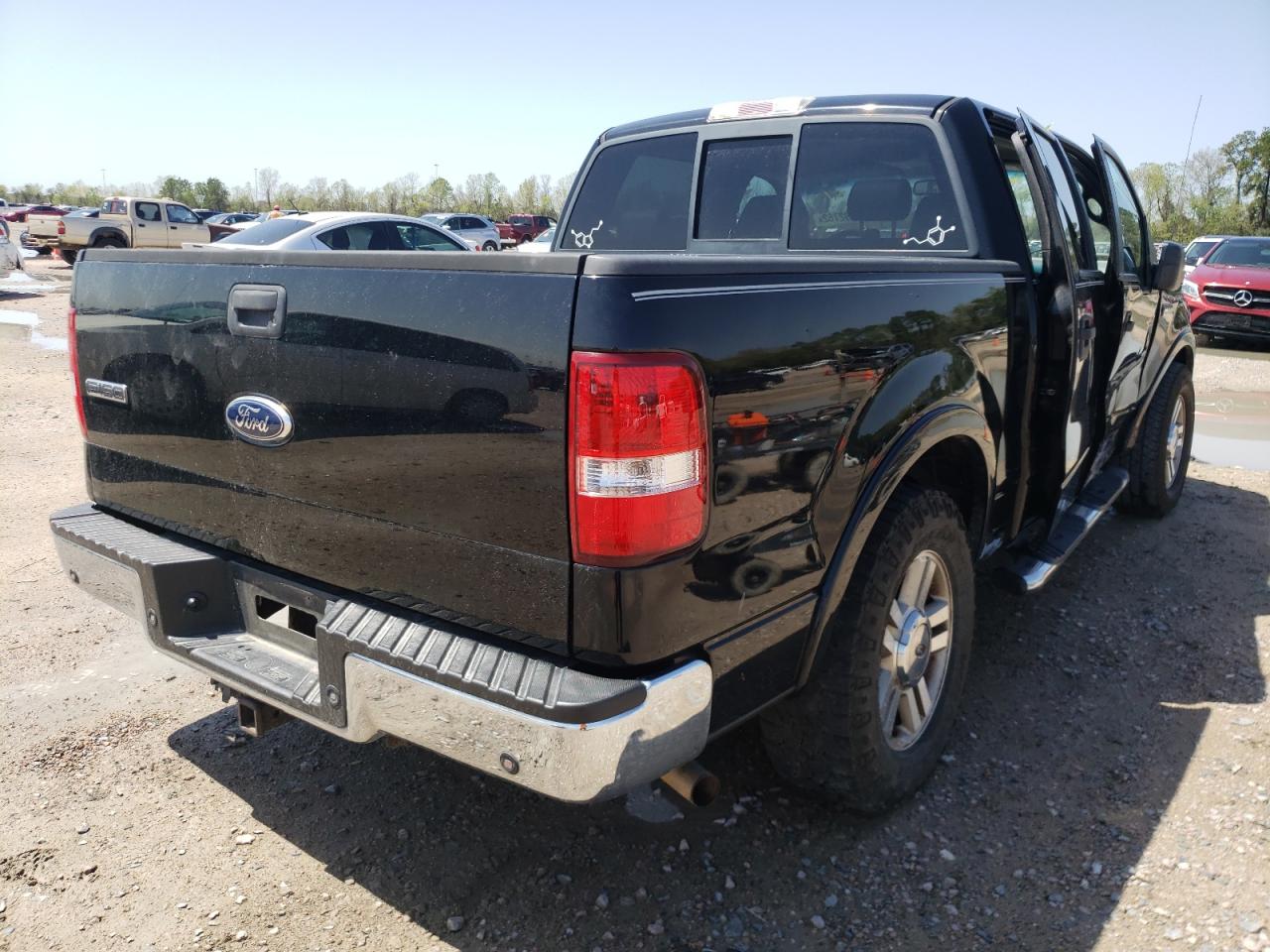 Photo 4 from auction – 2007 FORD F150 SUPER with VIN 1FTPW12567FA75322