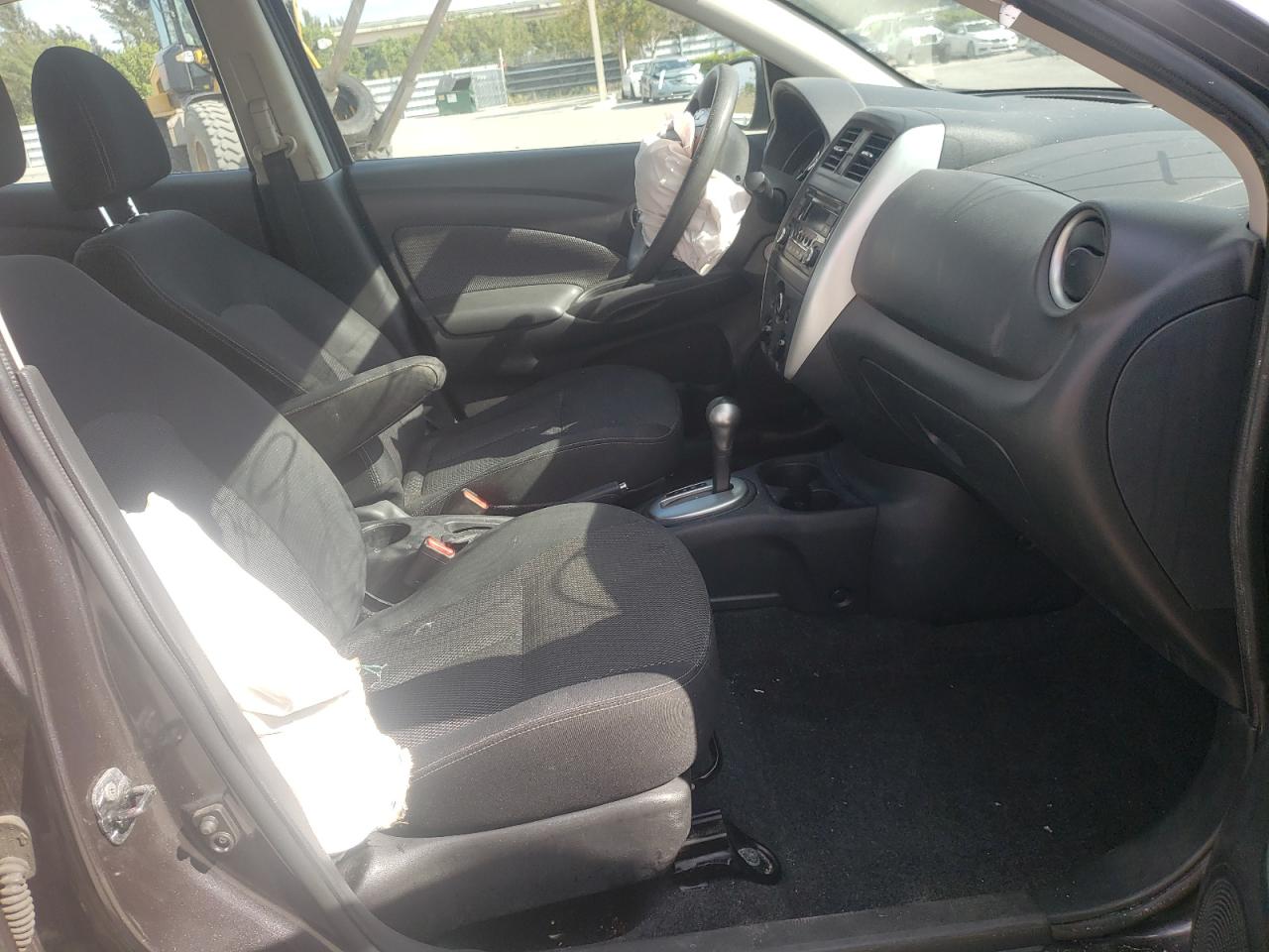 Photo 5 from auction – 2015 NISSAN VERSA S with VIN 3N1CN7AP5FL869663
