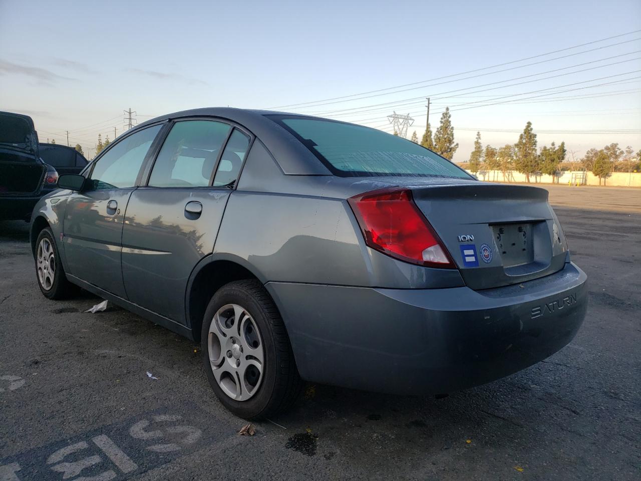 Photo 3 from auction – 2005 SATURN ION LEVEL with VIN 1G8AJ52FX5Z141753