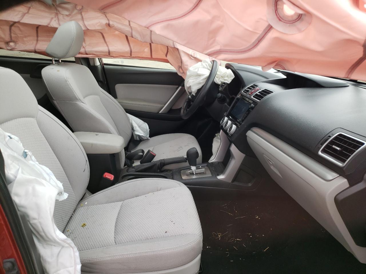 Photo 5 from auction – 2016 SUBARU FORESTER 2 with VIN JF2SJADC8GH431795