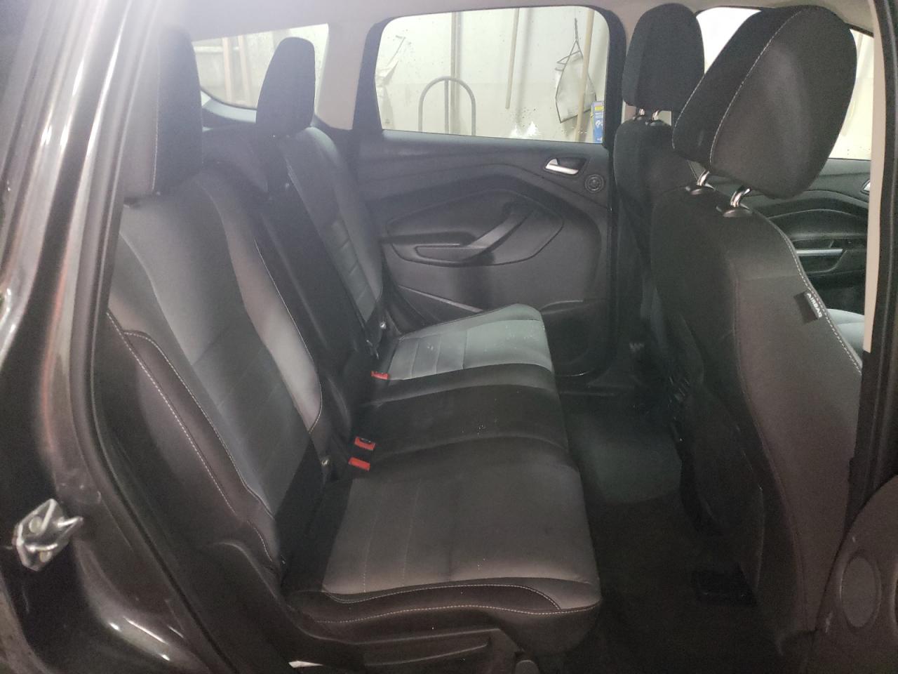 Photo 6 from auction – 2016 FORD ESCAPE SE with VIN 1FMCU9GX6GUB57510
