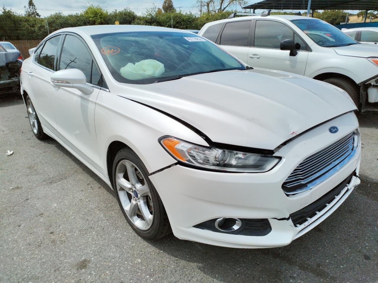 FORD FUSION SE 2015 with VIN 3FA6P0H71FR115339 - Photo from auction