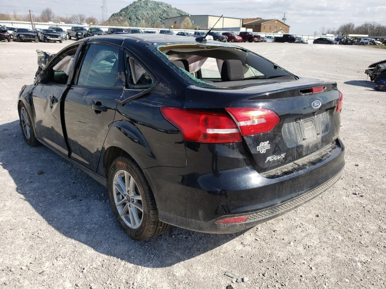 Photo 3 from auction – 2016 FORD FOCUS SE with VIN 1FADP3F2XGL390532
