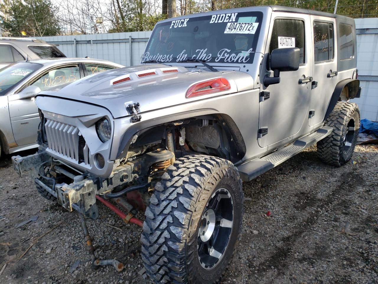 Photo 2 from auction – 2013 JEEP WRANGLER U with VIN 1C4BJWDG4DL685804