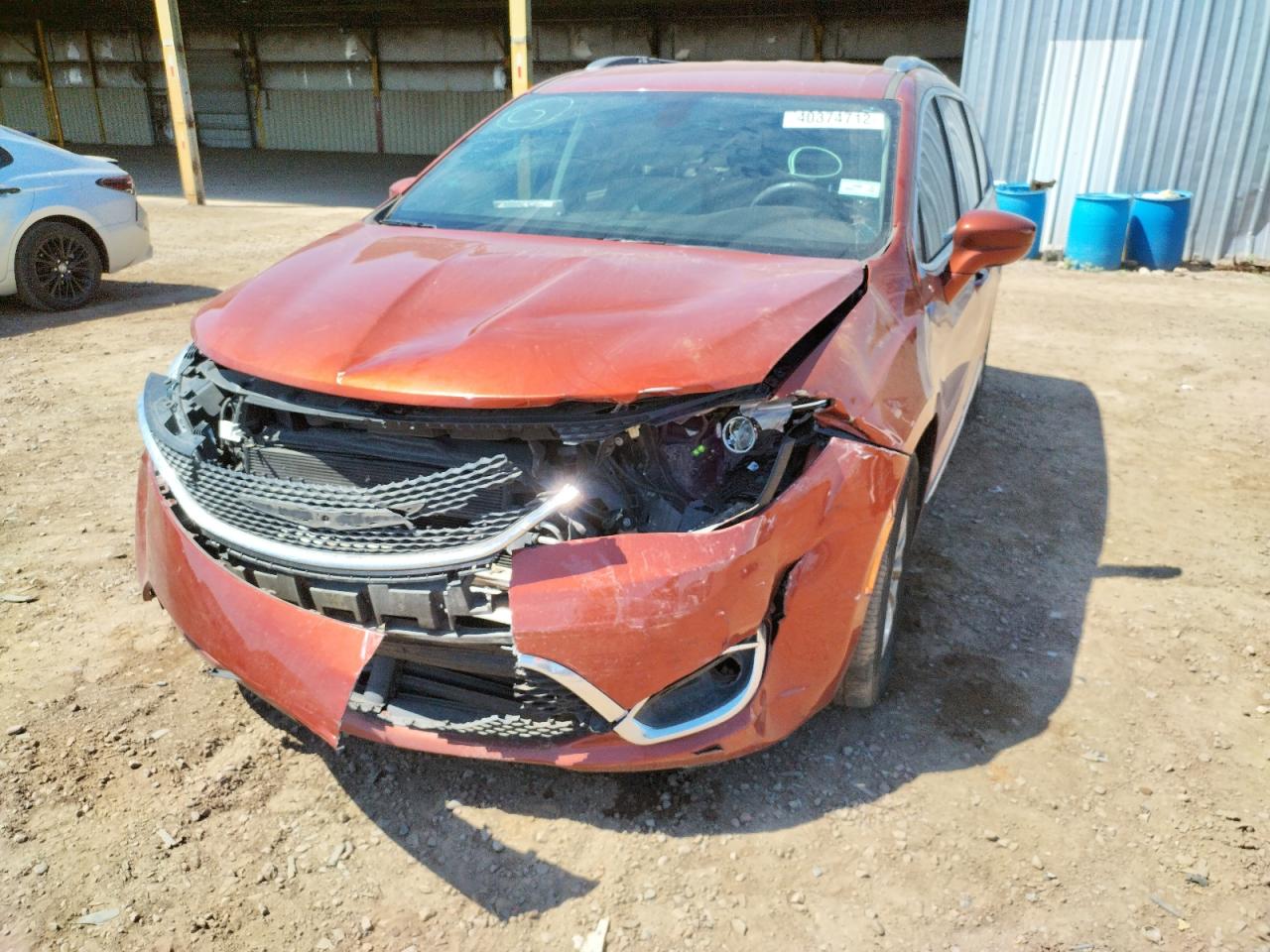 Photo 9 from auction – 2018 CHRYSLER PACIFICA T with VIN 2C4RC1BG7JR309745