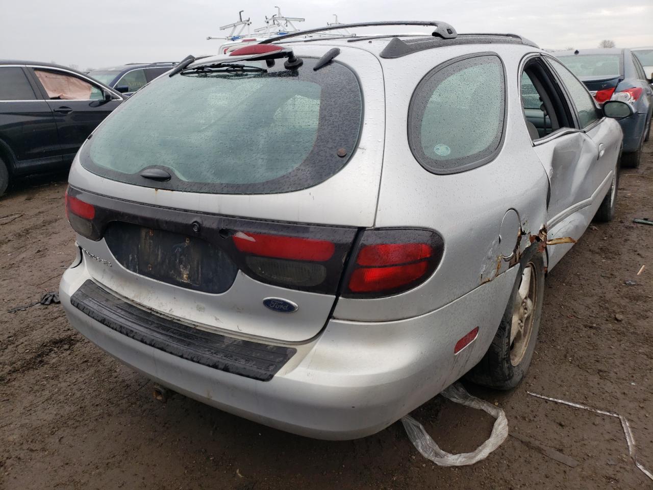 Photo 4 from auction – 2001 FORD TAURUS SE with VIN 1FAFP58271G247281