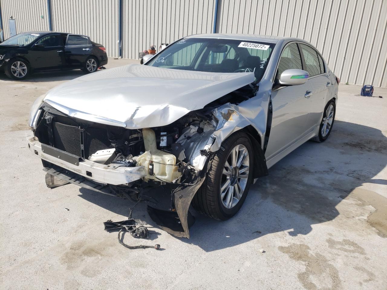 Photo 2 from auction – 2012 HYUNDAI GENESIS 3. with VIN KMHGC4DD4CU154150