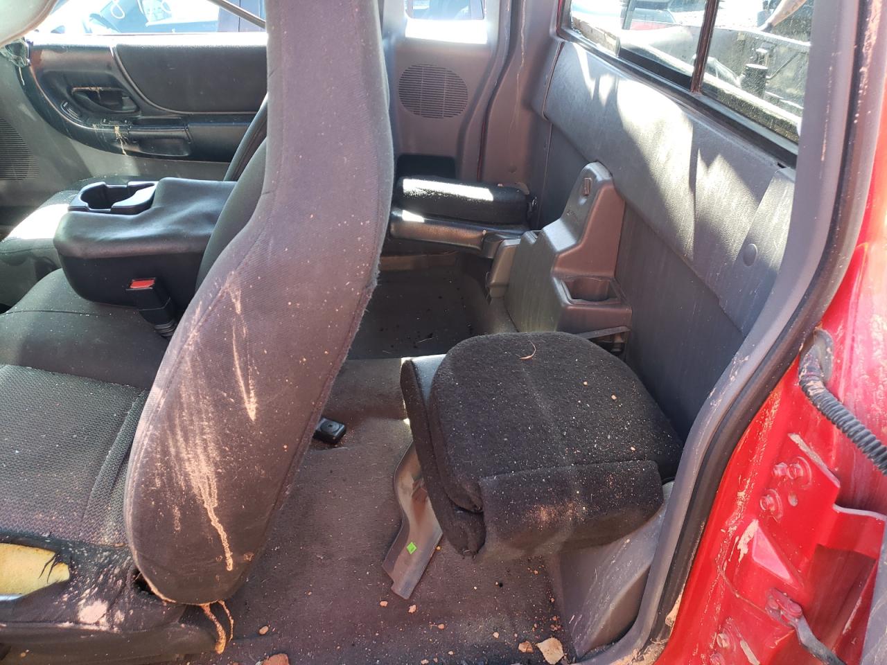 Photo 6 from auction – 2003 FORD RANGER SUP with VIN 1FTZR45E13PA94653