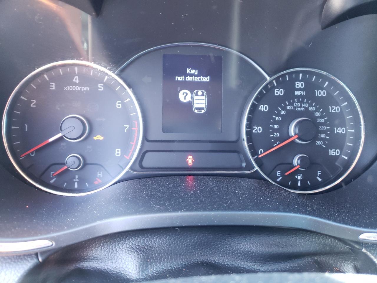 Photo 8 from auction – 2016 KIA FORTE EX with VIN KNAFX6A83G5575846