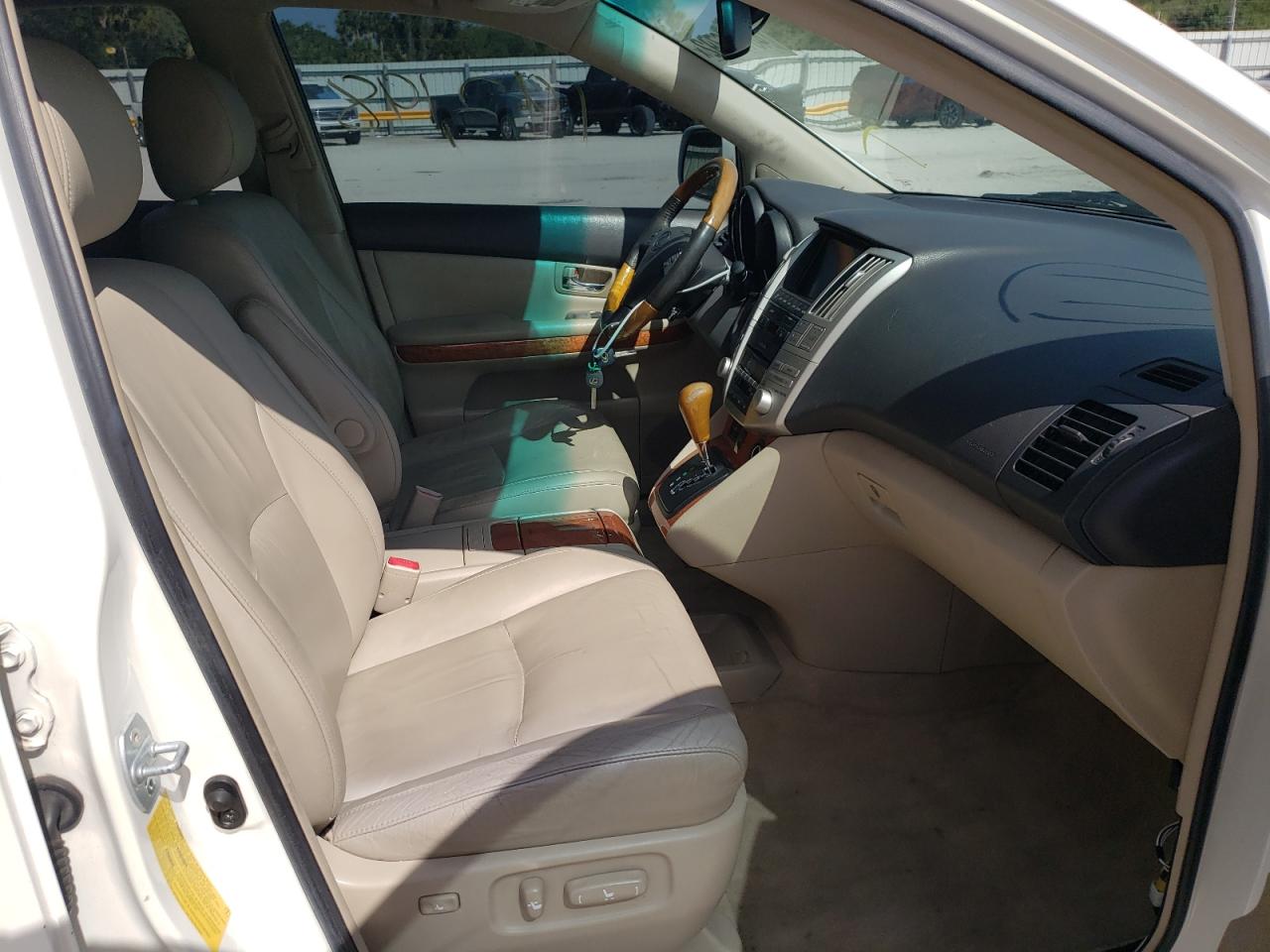 Photo 5 from auction – 2007 LEXUS RX 400H with VIN JTJGW31U172004604